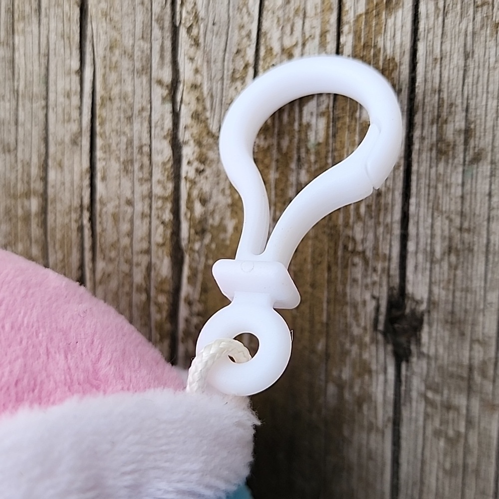 7-Eleven Slurpee Key Chain - Picture 7 of 9